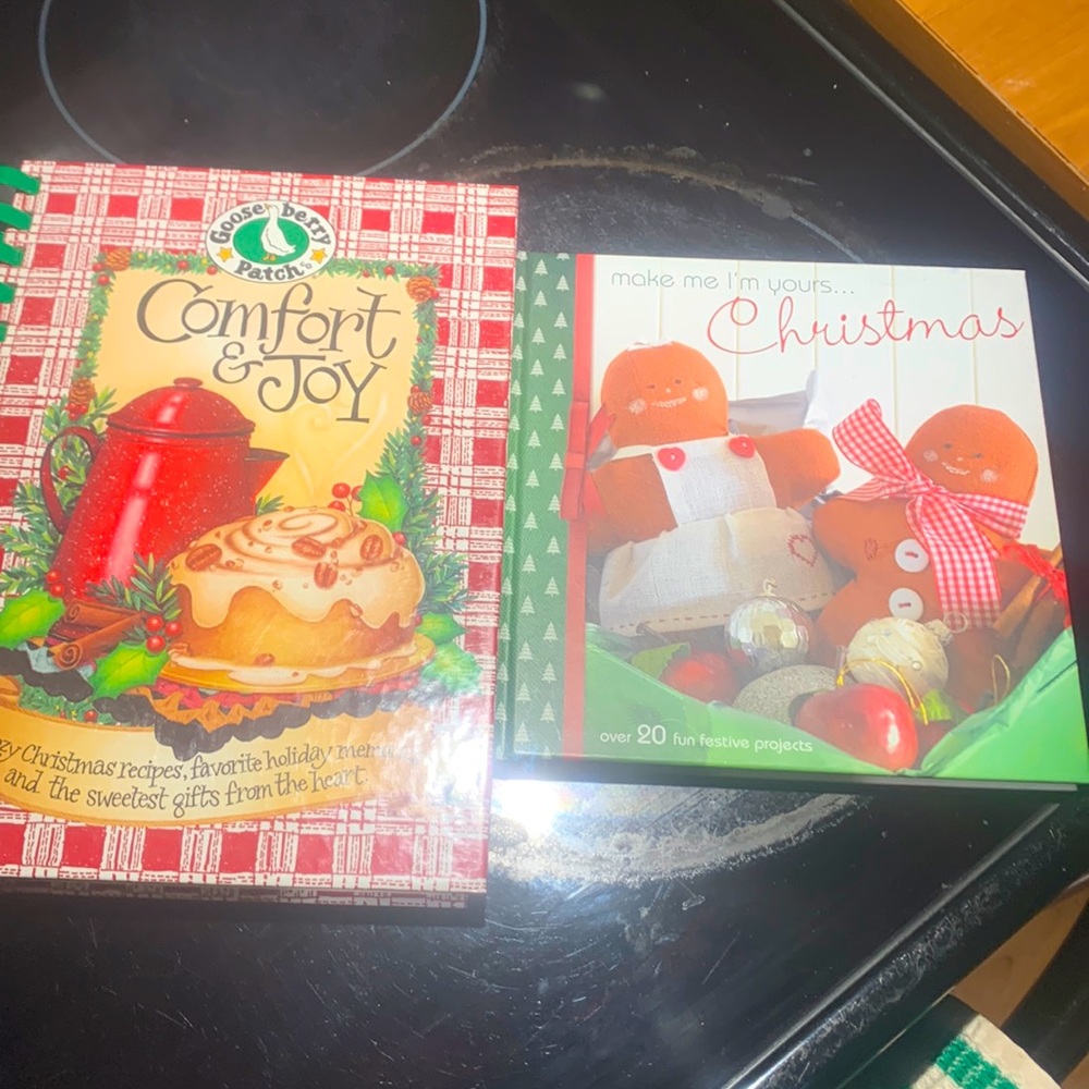 Christmas Recipes and Crafts Books Set/2